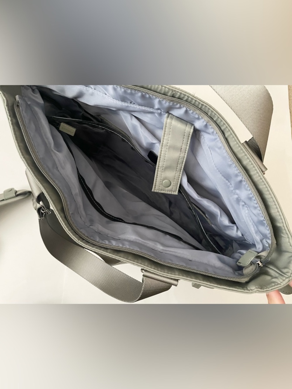 IHKWIP multi pocket bag - Picture 5 of 11